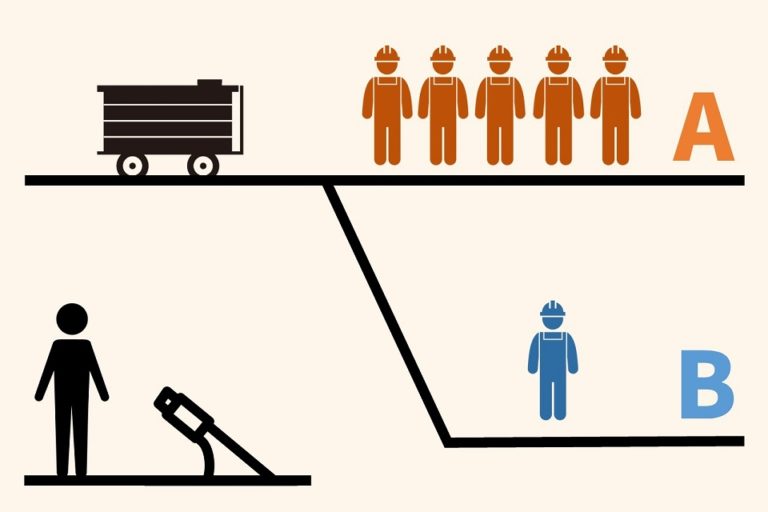 思考実験「トロッコ問題」とは？正解は？【図と具体例でわかりやすく解説】 ズノウライフ